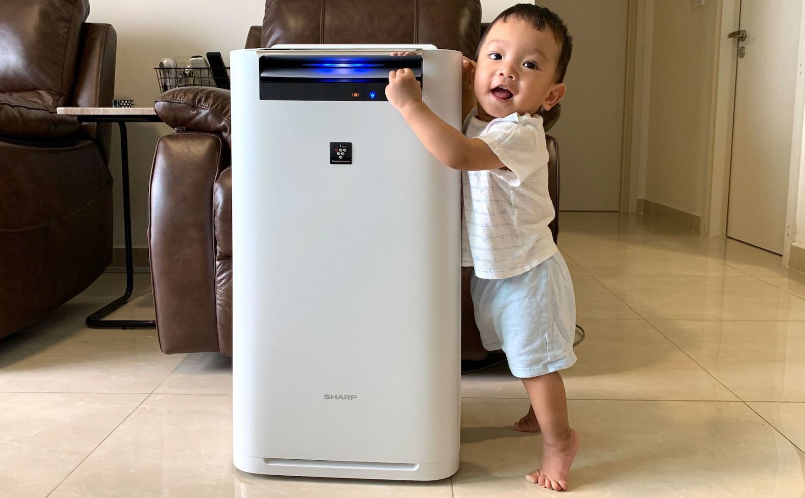 Liệu có nên mua máy lọc không khí bù ẩm cho gia đình hay không?